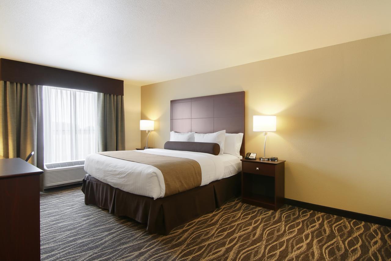 Cobblestone Inn&Suites - Menomonie/UW-Stout Extérieur photo