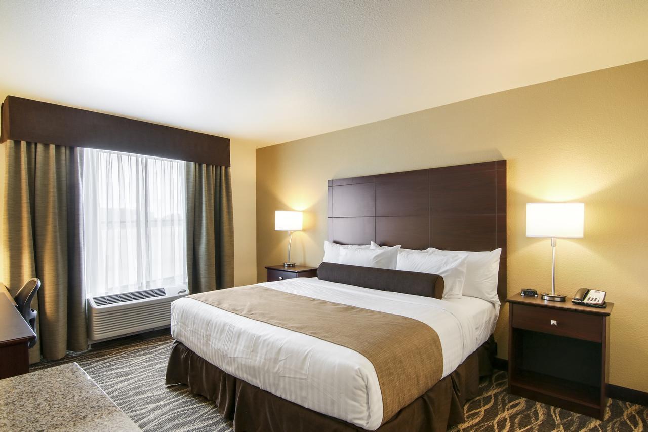 Cobblestone Inn&Suites - Menomonie/UW-Stout Extérieur photo